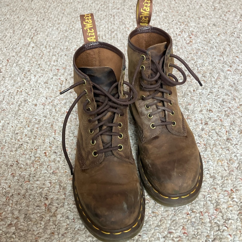 1460 crazy horse brown leather boots size 8